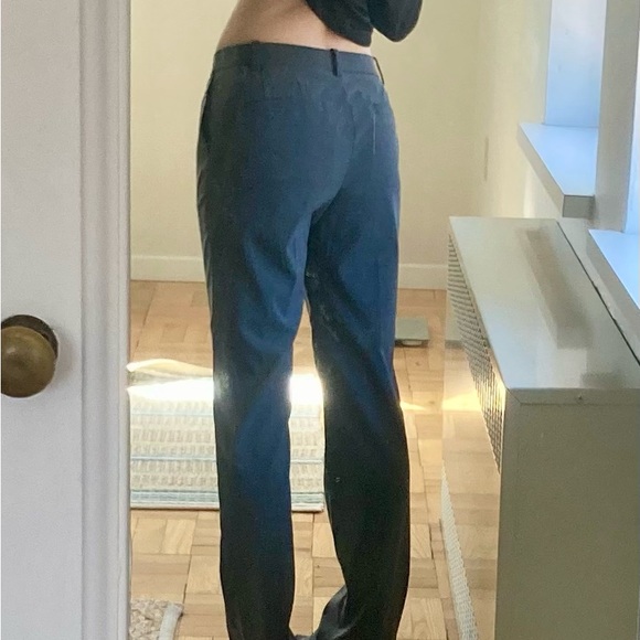 NWOT Uniqlo Grey Business Pants Size 2 - Picture 16 of 16